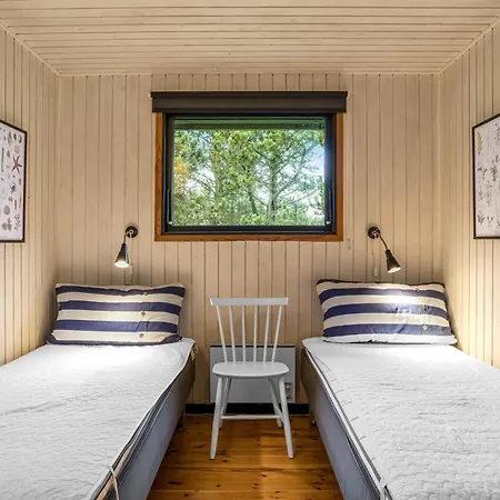 Star - 600m From The Sea By Interhome 펜션 *